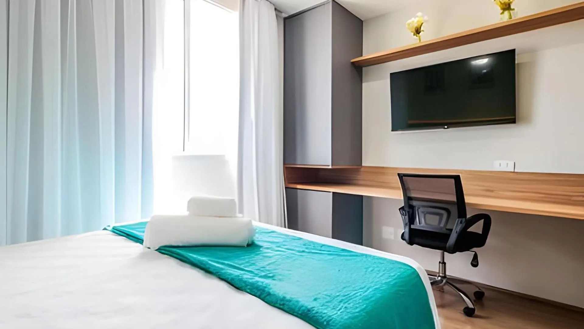 Studio Com Piscina No Bras - 2 Min A Pe Do Metro 상파울루